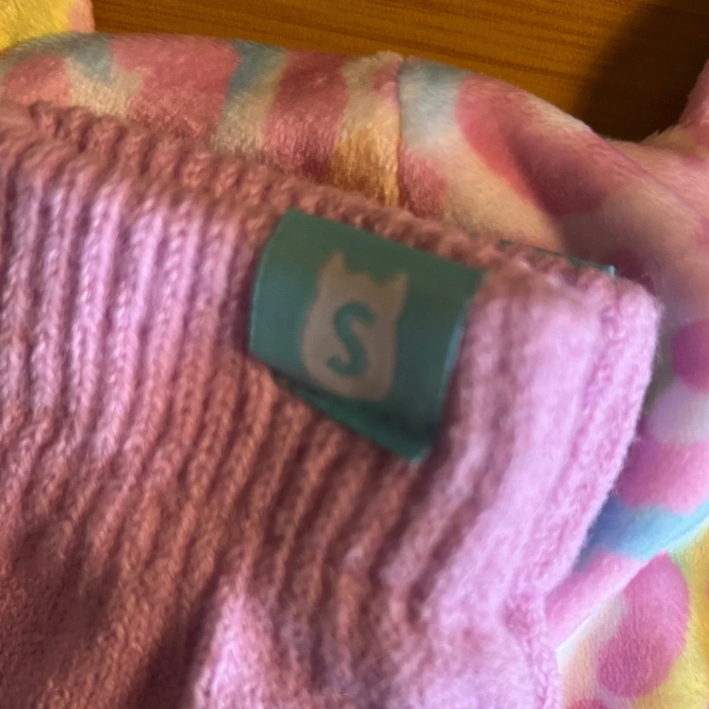 Squishmallows Meet Michaela Multicolor Bear Hat, Gloves, and mittens 3 piece Set - Picture 8 of 12